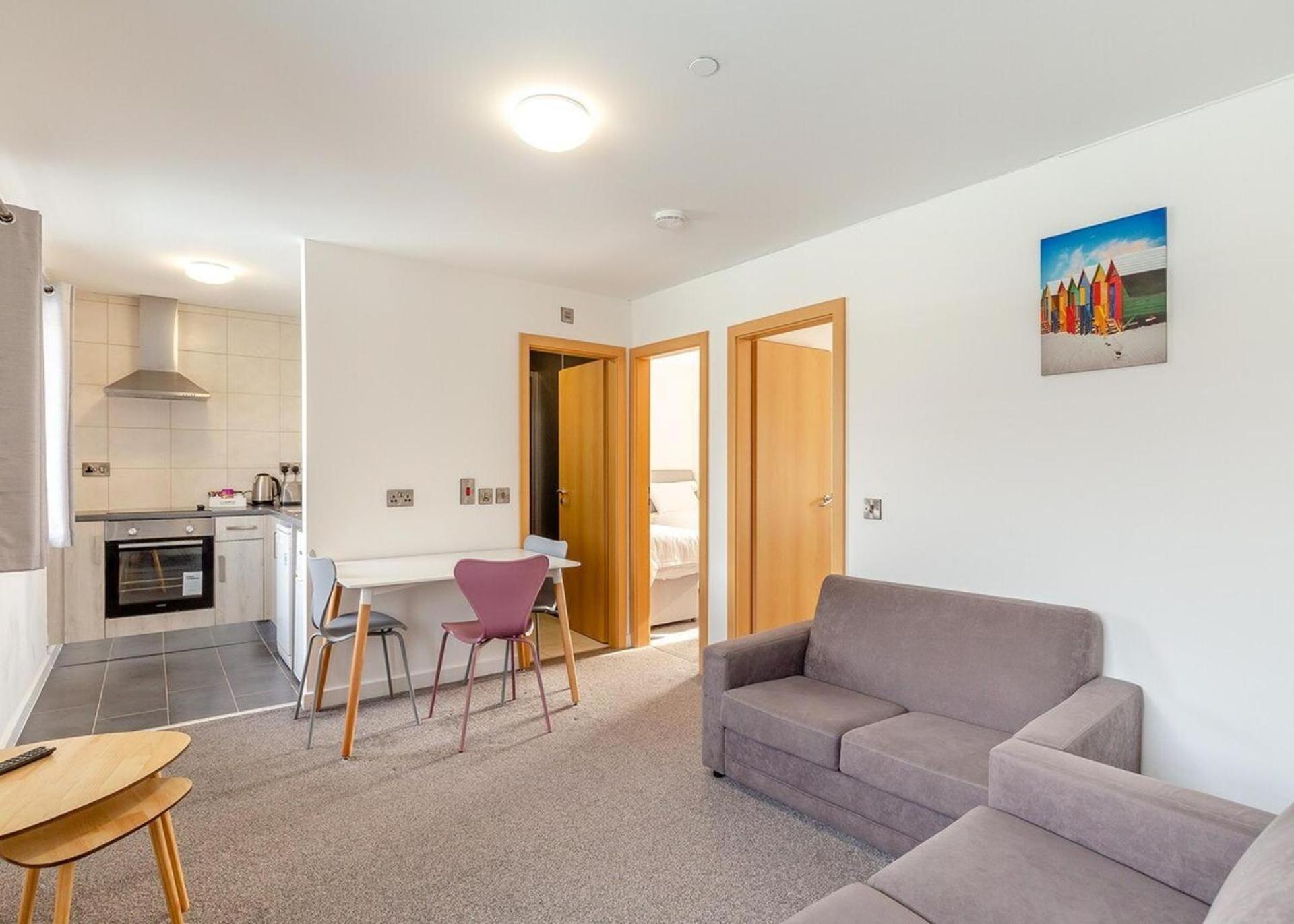 Lovely Ilfracombe Apartment 2 Bedrooms Num 3 מראה חיצוני תמונה